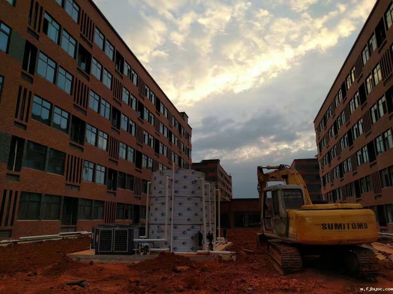 空气能地暖一个月用多少电 空气能地暖一个月用多少电